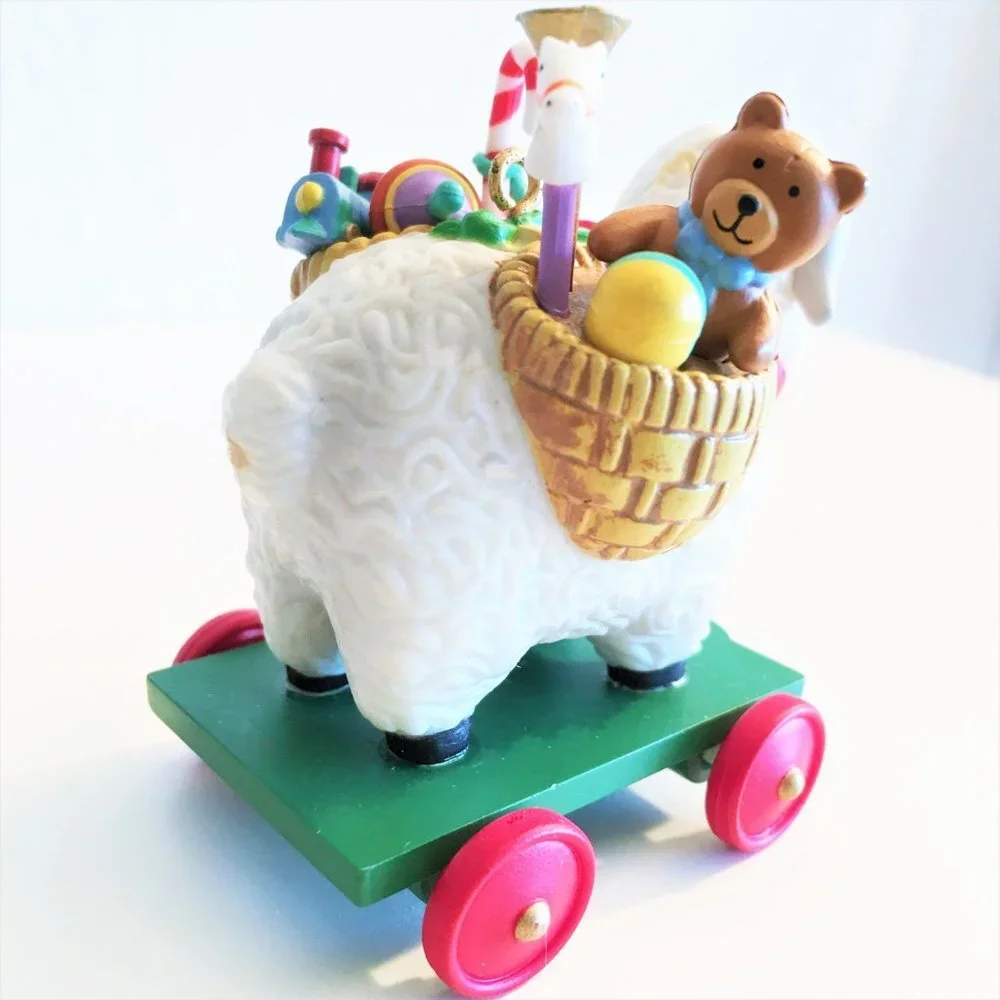Christmas PULL TOY Ornament - on Rolling Wheels